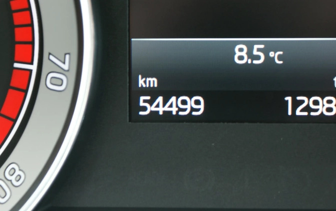 Skoda Superb cena 106900 przebieg: 54499, rok produkcji 2019 z Świerzawa małe 704